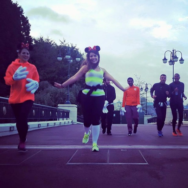 12002095_908442295878150_8058361288143761635_n