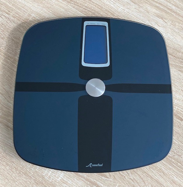 Crash test : la balance newfeel scale 700 – CoolRire